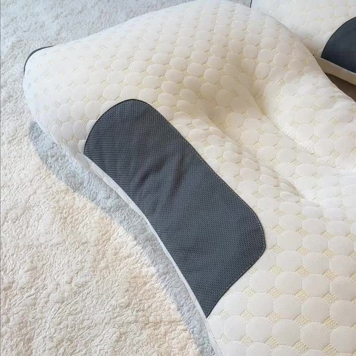 ErgoNecka™ – Ergonomic Cloud Pillow for Neck Pain Relief & Deep Sleep